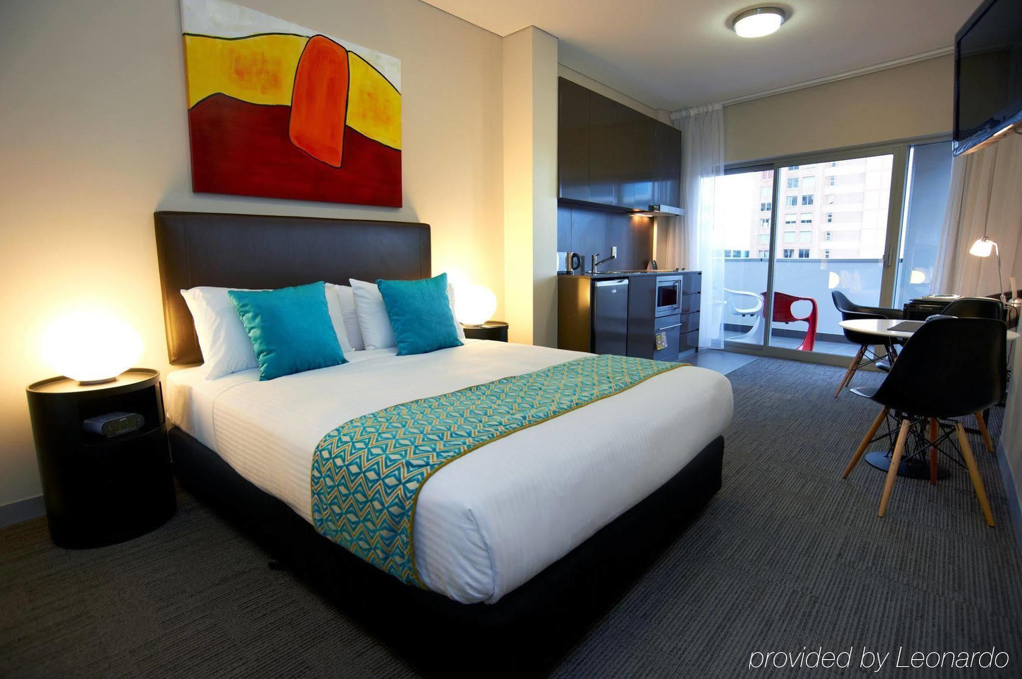Holiday Inn & Suites Sydney Bondi Junction Ngoại thất bức ảnh